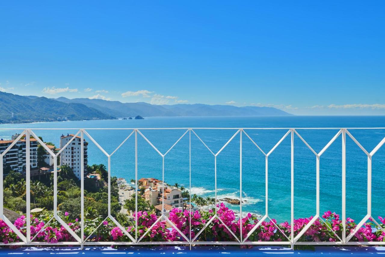 Hotel Luxury Patio Azul (Adults Only) Puerto Vallarta Exterior foto View of Acapulco Bay