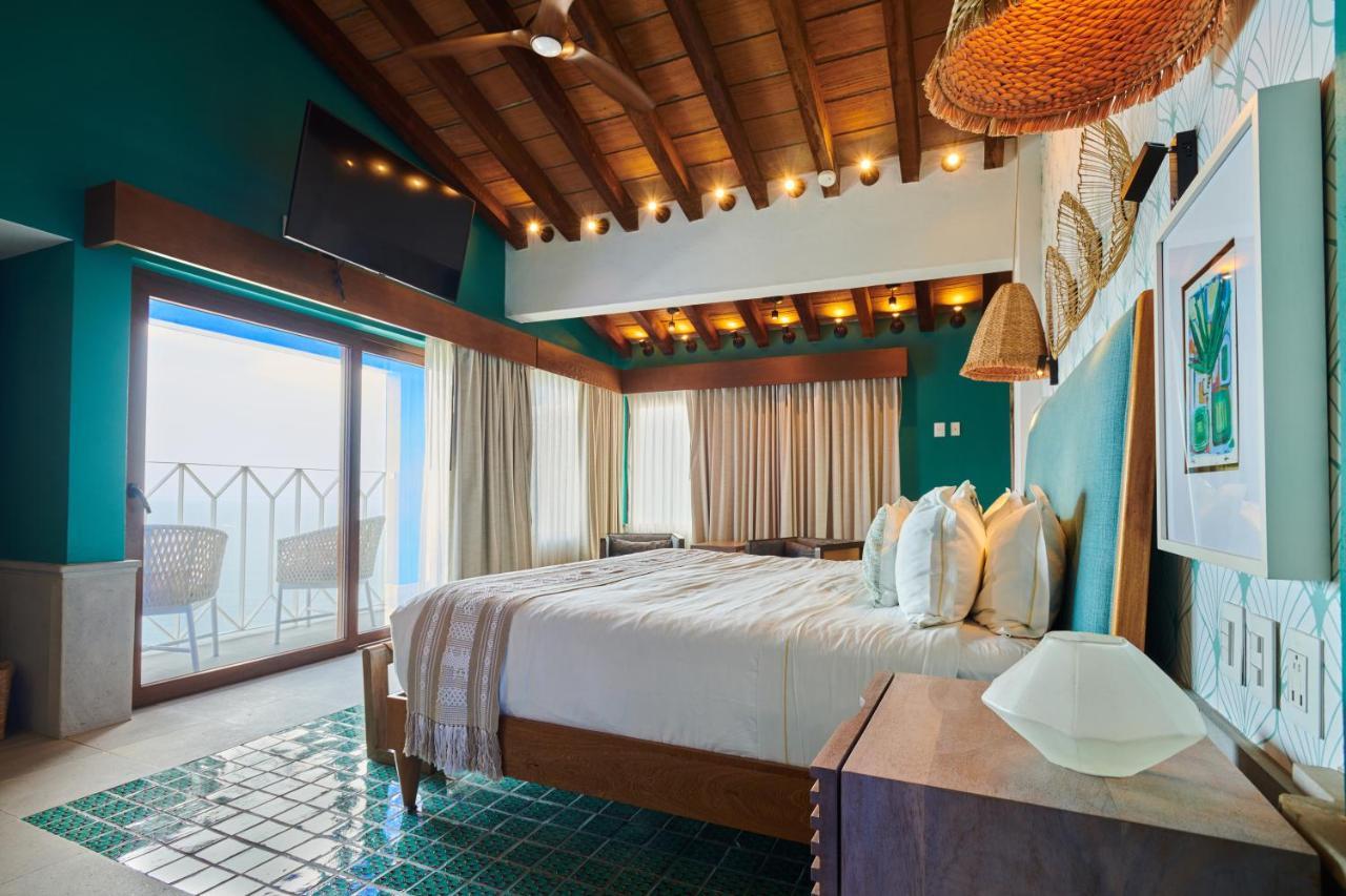 Hotel Luxury Patio Azul (Adults Only) Puerto Vallarta Exterior foto Suite at the Hotel Habitas