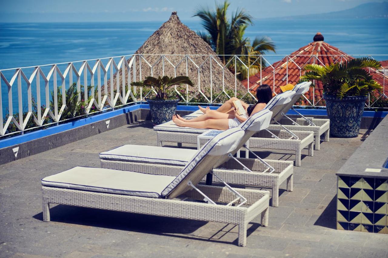 Hotel Luxury Patio Azul (Adults Only) Puerto Vallarta Exterior foto Rooftop pool at the Hotel