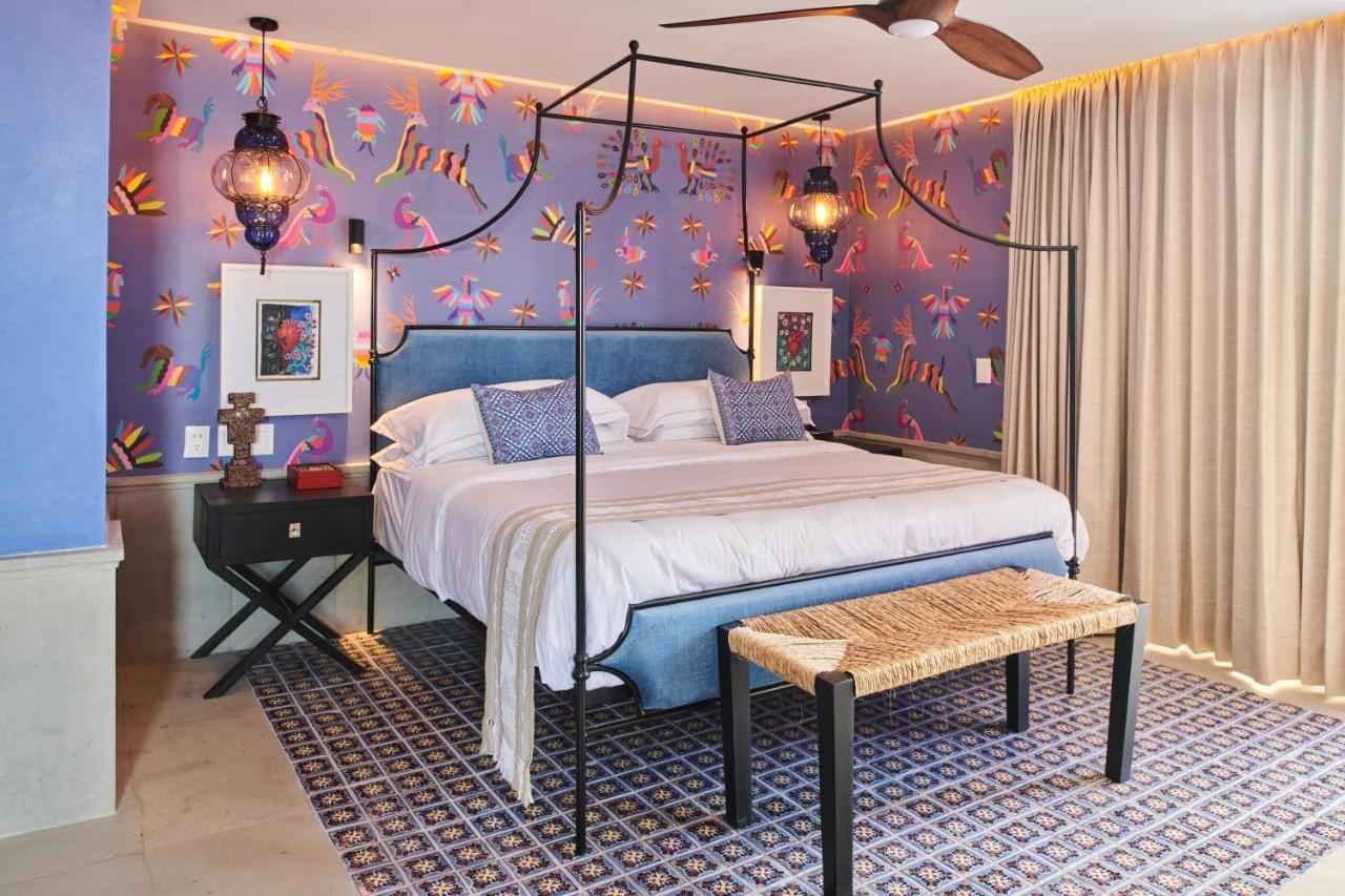 Hotel Luxury Patio Azul (Adults Only) Puerto Vallarta Exterior foto A bedroom at the hotel