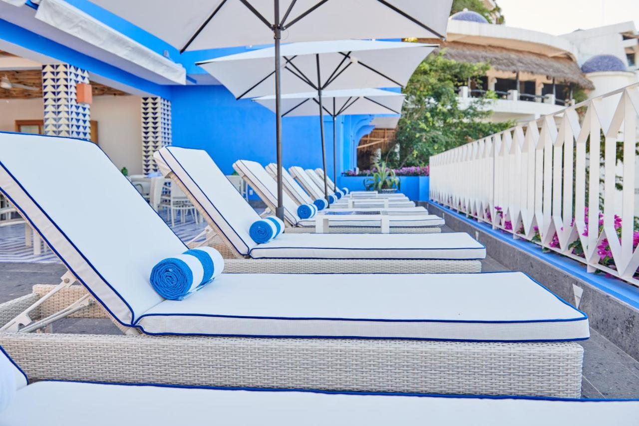 Hotel Luxury Patio Azul (Adults Only) Puerto Vallarta Exterior foto The pool at the Beverly Hills Hotel