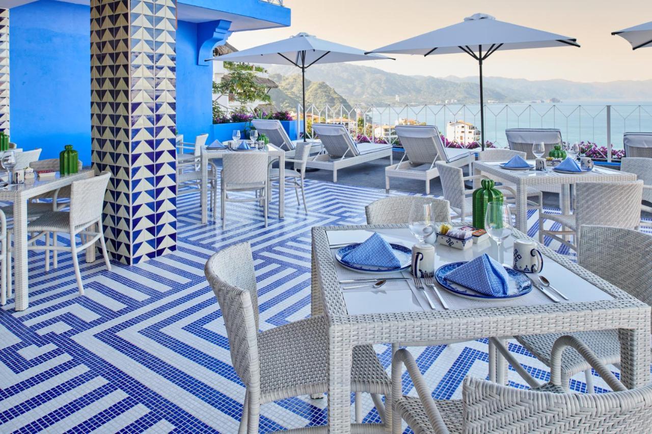 Hotel Luxury Patio Azul (Adults Only) Puerto Vallarta Exterior foto The rooftop bar at the hotel